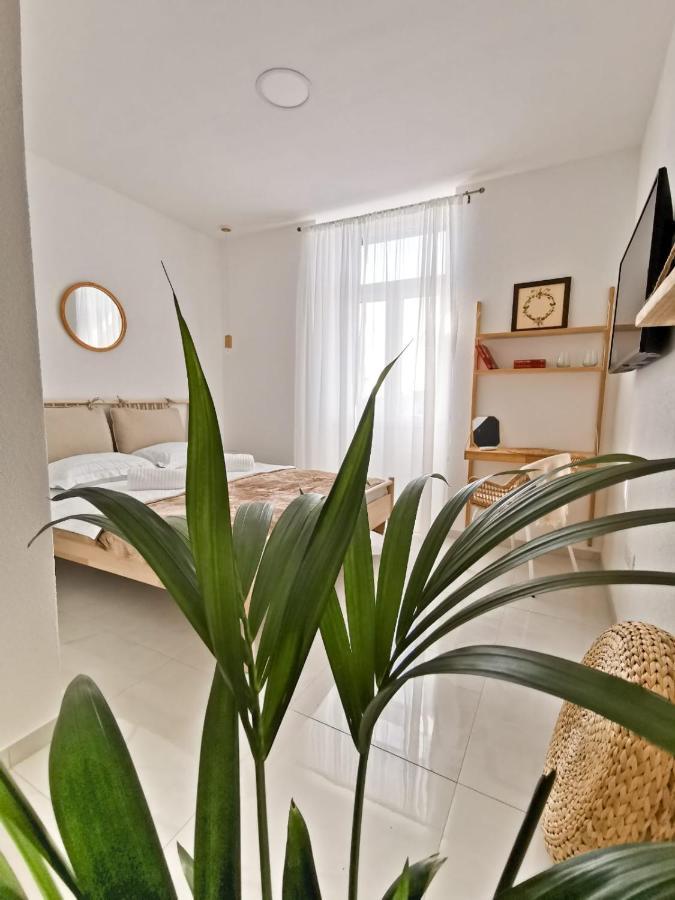 Litore Apartment *
